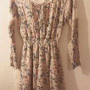 Princess Vera Wang Long sleeve floral dress